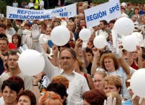 Zdravotníci hrozia pre nedostatok peňazí štrajkom