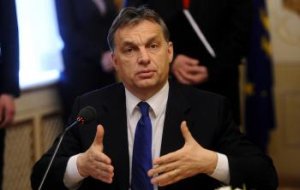 Orbán chce zvýšiť zamestnanosť Rómov