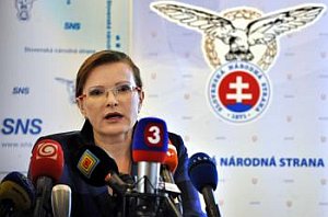 SNS a Belousovová si rozdelia súčasných voličov SNS