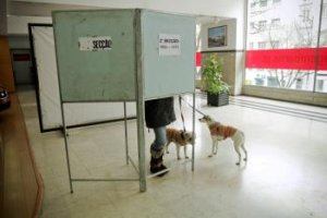 Aj Portugalci dnes predčasne volia parlament