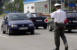 Začala sa dopravná akcia. Policajti budú kontrolovať najmä alkohol