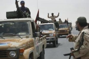 Líbyjskí povstalci odmietli Kaddafího ponuku na voľby