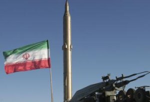 Irán začal veľké vojenské cvičenie, vyskúša aj nové rakety