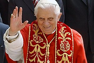 Nádej, že pápež Benedikt XVI. navštívi Slovensko, sa zvyšuje