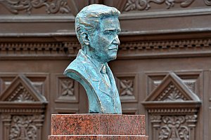 Vláda odsúdila inštalovanie busty Ferdinandovi Ďurčanskému