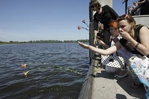 Rusko: Počet potvrdených obetí z potopenej lode sa zvýšil na 100