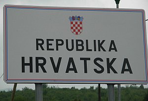 Chorvátski colníci popreli, že od Sloveniek žiadali orálny sex