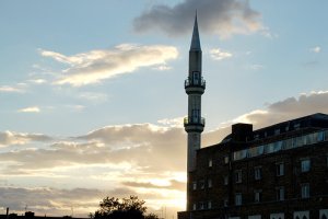 Britskí moslimovia zvýšia bezpečnosť v mešitách