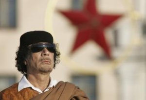 Kaddáfí môže zostať v Líbyi, stačí ak odstúpi