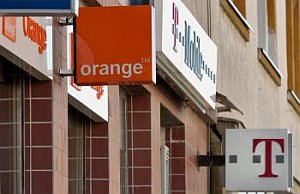 Orange a T-Mobile čakajú na licencie