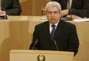 Cyperská vláda podala demisiu