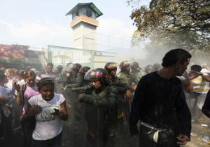 Venezuela zvažuje prepustenie polovice všetkých väzňov