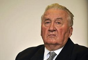 Exprezident Michal Kováč dnes oslavuje 81. narodeniny