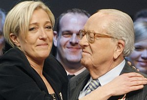 Le Penová súhlasí s otcom: Za útoky v Nórsku môže naivita a pasivita vlády