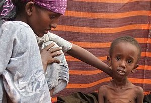 Somálsko: Z hladomoru profitujú islamskí povstalci