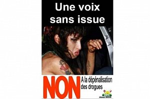 Švajčiarska strana použila fotku speváčky Winehouseovej na protidrogovom plagáte