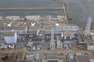 Poškodený reaktor vo Fukušime zakryje obrovský stan
