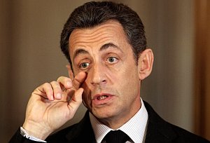 Sarkozy: Francúzsko zostane v Líbyi až do konca