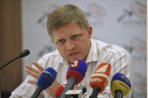 Fico: Radičová má z budovy pre daniarov províziu