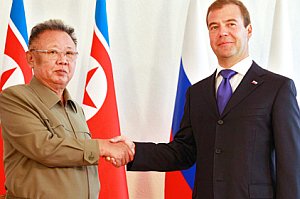 Kim Čong-il rokoval s Medvedevom o jadrovom programe i plynovode