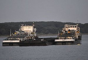Ukrajinci v pondelok ráno vyslobodili z Dunaja svoju loď