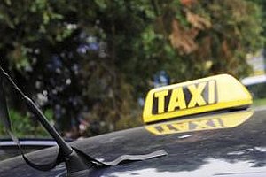 Pražský taxikár okrádal zákazníkov nezvyčajným spôsobom