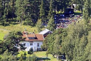 Breivik si mal masaker na ostrove natáčať na kameru, zatiaľ sa však nenašla