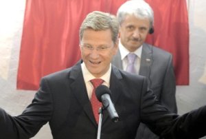 Westerwelle loboval za euroval u Dzurindu i Gašparoviča