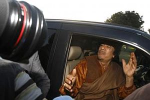 Kaddáfí sa v konvoji, ktorý mieril do Nigeru, zrejme nenachádzal