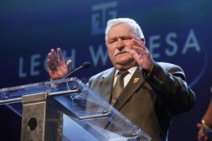 Litva potláča práva poľskej menšiny, tvrdí Walesa