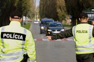 Poslanec z Mosta-Híd tvrdí, že ho prenasledovali policajti