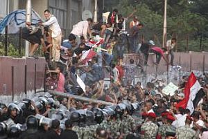 Egypt zasiahla ďalšia vlna demonštrácie