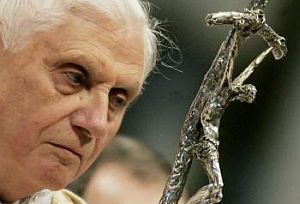 Pápež Benedikt XVI. sa stretol s obeťami sexuálneho zneužívania