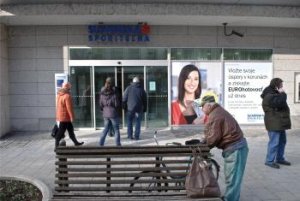 Slovenské firmy nesúhlasia s bankovou daňou